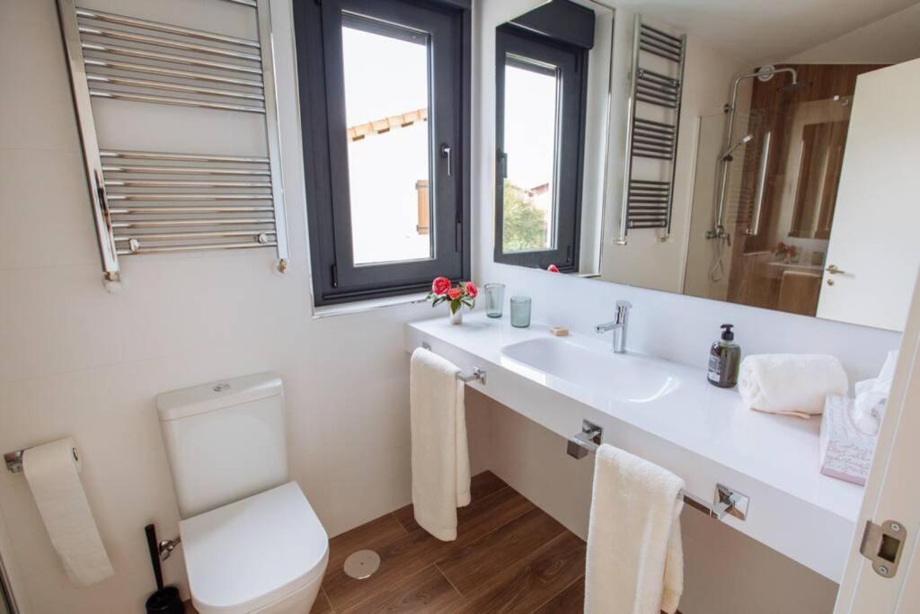 La Llosina Vivienda Vacacional Alquiler Integro Llanes Exterior photo